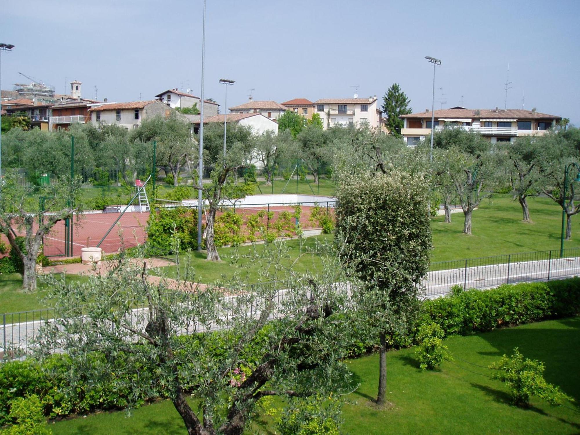 Appartement Poggio Al Sole à Manerba del Garda Extérieur photo